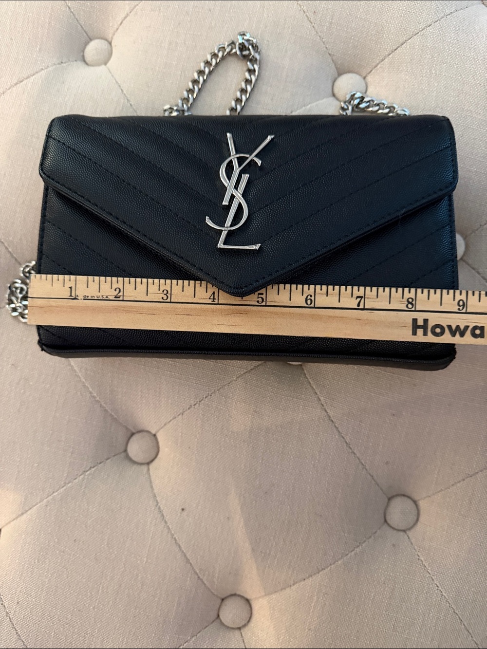 Black Quilted Crossbody Silver Chain - Picture 12 of 14
